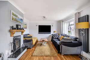 Lounge- click for photo gallery